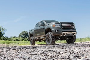 GMC Canyon Suspension Lift Kit - Rough Country - 4 Inch Lift Kit + N3 Struts - Metallic Silver - '15-'22
